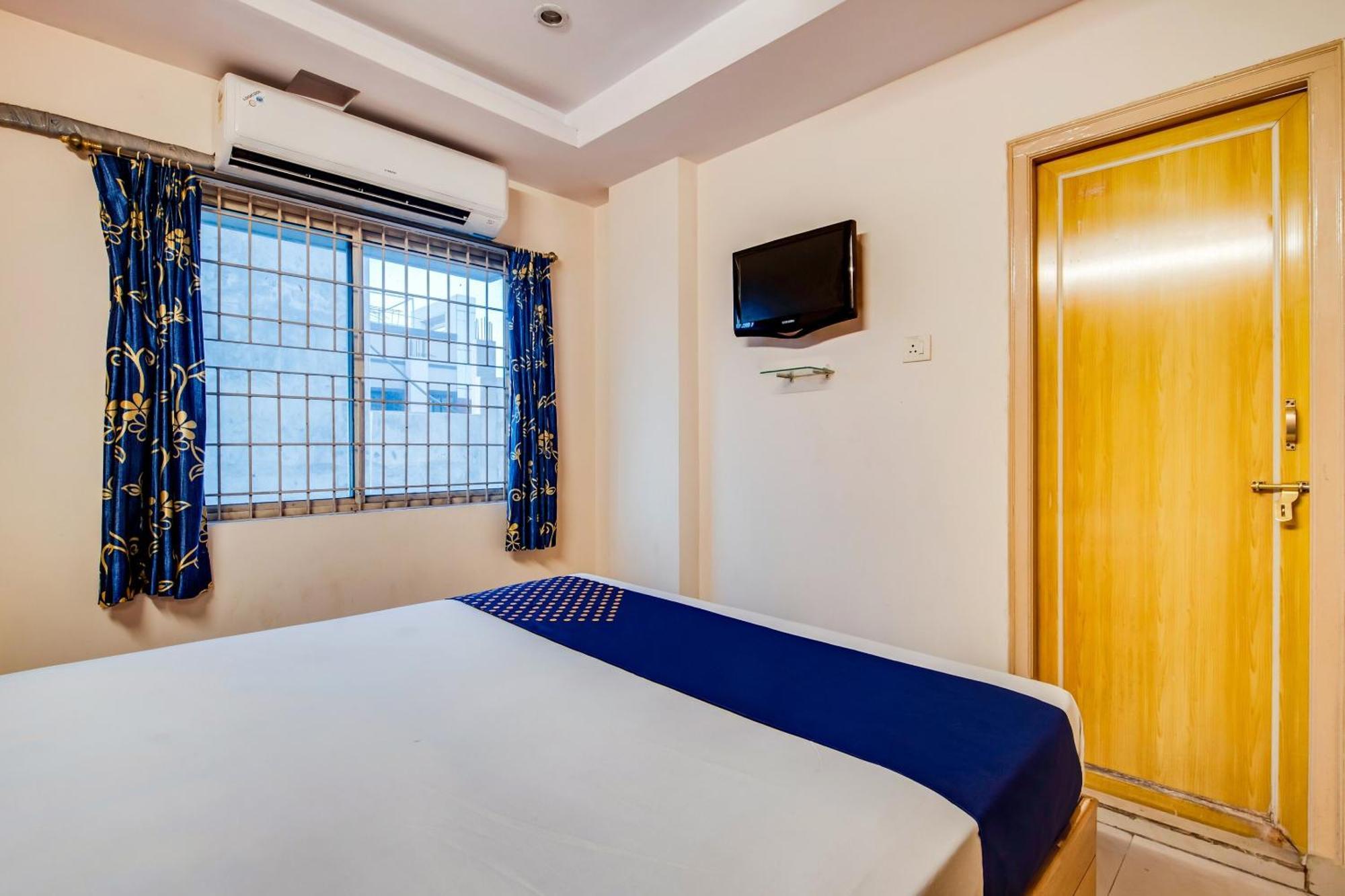 Spot On 76264 Sgs Residency Hotel Visakhapatnam Buitenkant foto